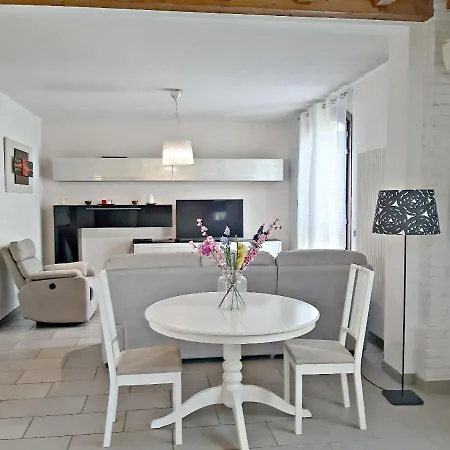 Rusticale Villa *