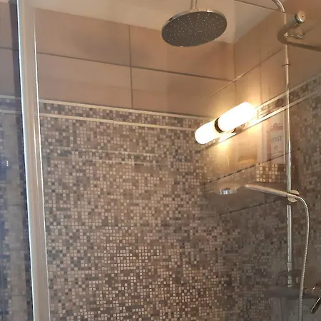 Rusticale Villa *